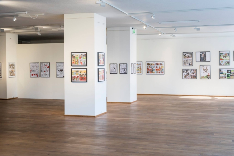 KÖLYKÖK + KÉPREGÉNYEK