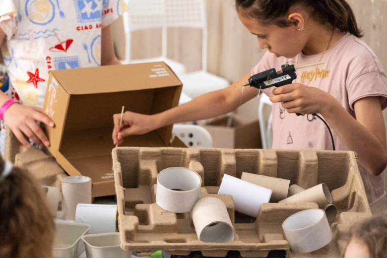 NYÁRI TÁBOROK A DEÁK17 GALÉRIÁBAN – 2025