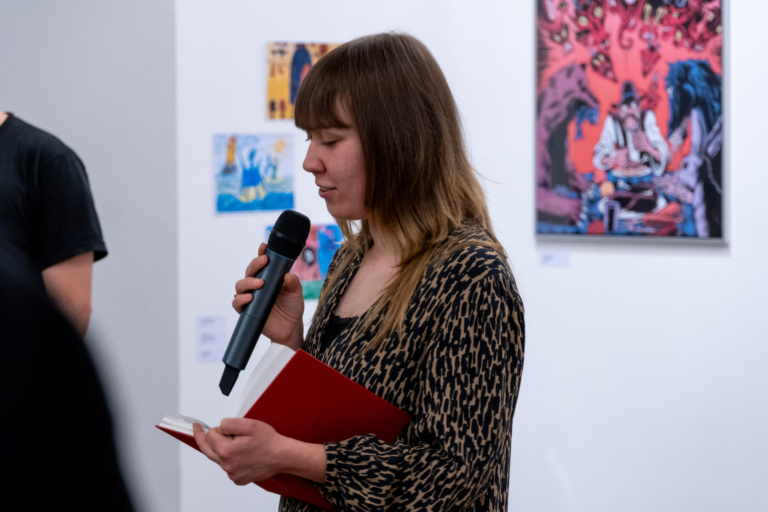 Katalógusbemutató és tárlatvezetés