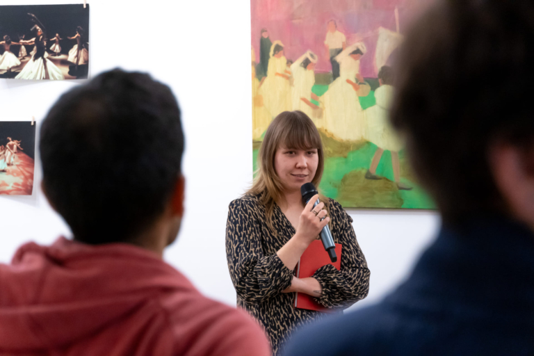 Katalógusbemutató és tárlatvezetés