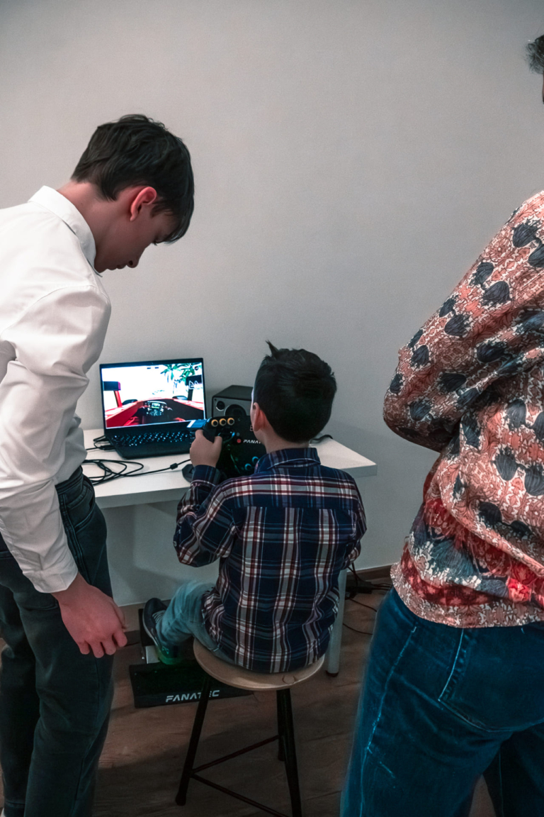 <19 SHAPE YOUR WORLD! 2026