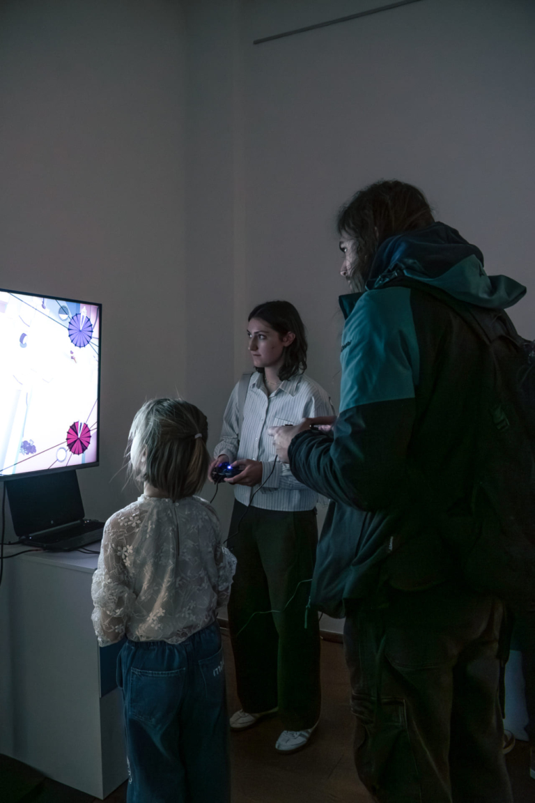 <19 SHAPE YOUR WORLD! 2026