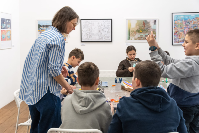 <19 SHAPE YOUR WORLD! 2026