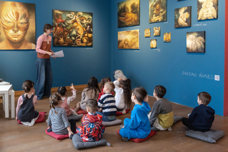 VARÁZSERDŐ SŰRŰJÉBEN