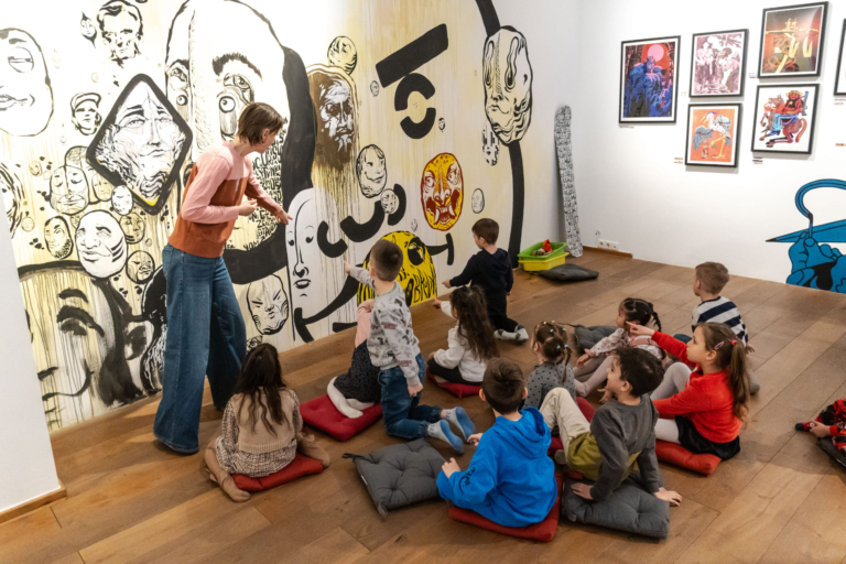 VARÁZSERDŐ SŰRŰJÉBEN