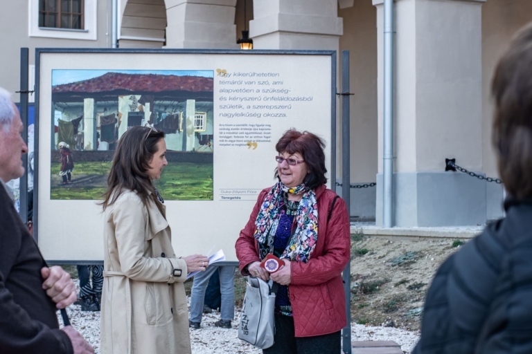 MINDENNAPI MŰVÉSZET – LÁTHATATLAN MUNKA