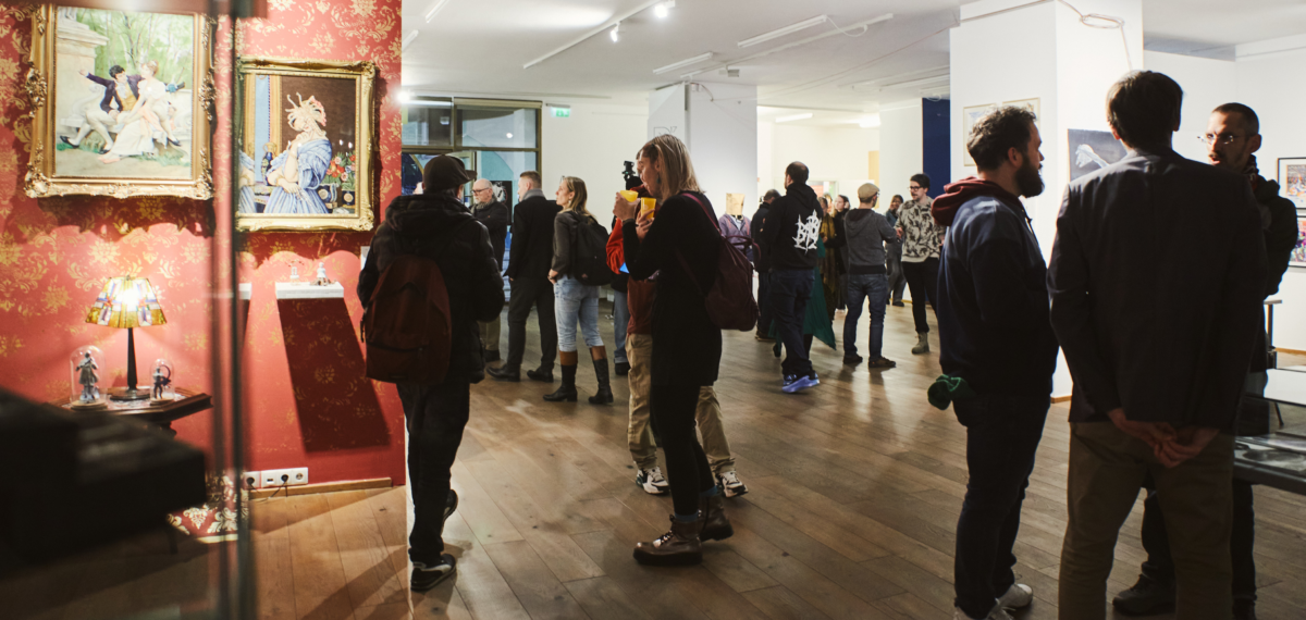 LOWBROW GOES ON – KATALÓGUSBEMUTATÓ ÉS KEREKASZTAL-BESZÉLGETÉS