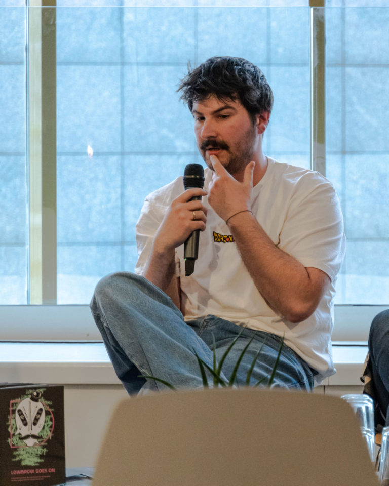 LOWBROW GOES ON – KATALÓGUSBEMUTATÓ ÉS KEREKASZTAL-BESZÉLGETÉS