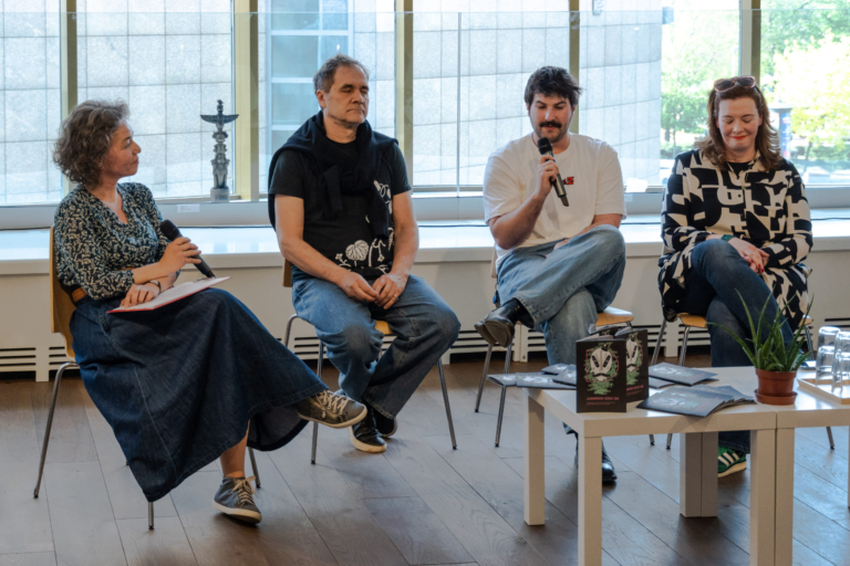 LOWBROW GOES ON – KATALÓGUSBEMUTATÓ ÉS KEREKASZTAL-BESZÉLGETÉS