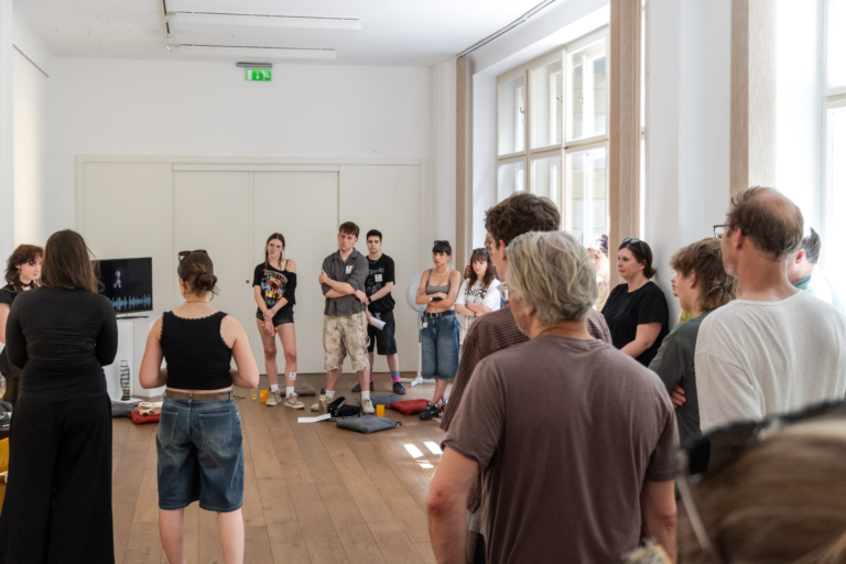 DO YOU HAVE A KNACK FOR ART? INTERNATIONAL COMPETITION