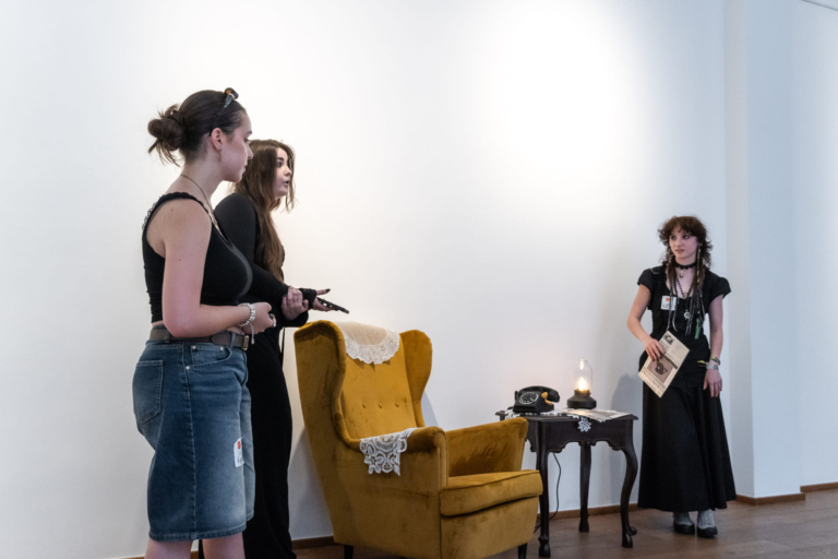 DO YOU HAVE A KNACK FOR ART? INTERNATIONAL COMPETITION