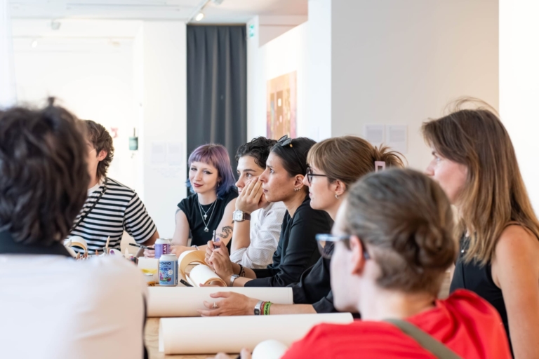 #STAYCONNECTED – Finisszázs